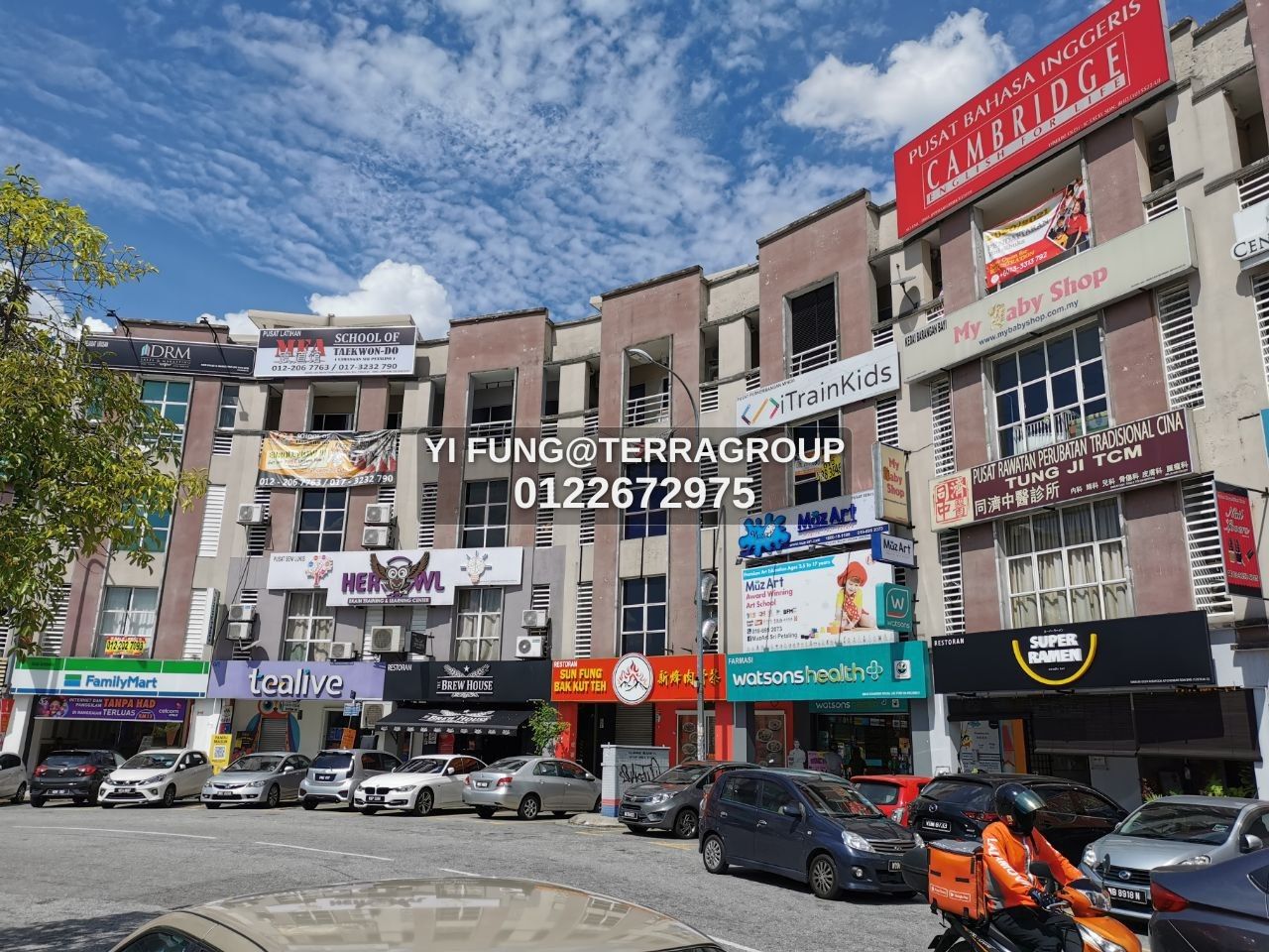 PRIME AREA SHOP LOT FOR RENT, SURROUNDED BY BANKSS